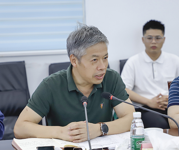 湖南省新材料產業協會秘書長習小明.JPG